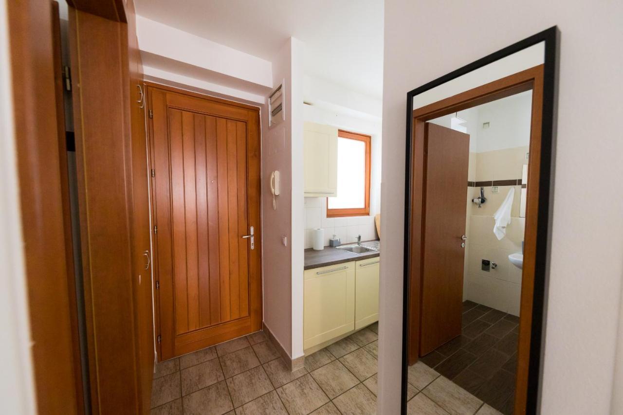 Lovag Studio Apartment Budapest Exterior photo